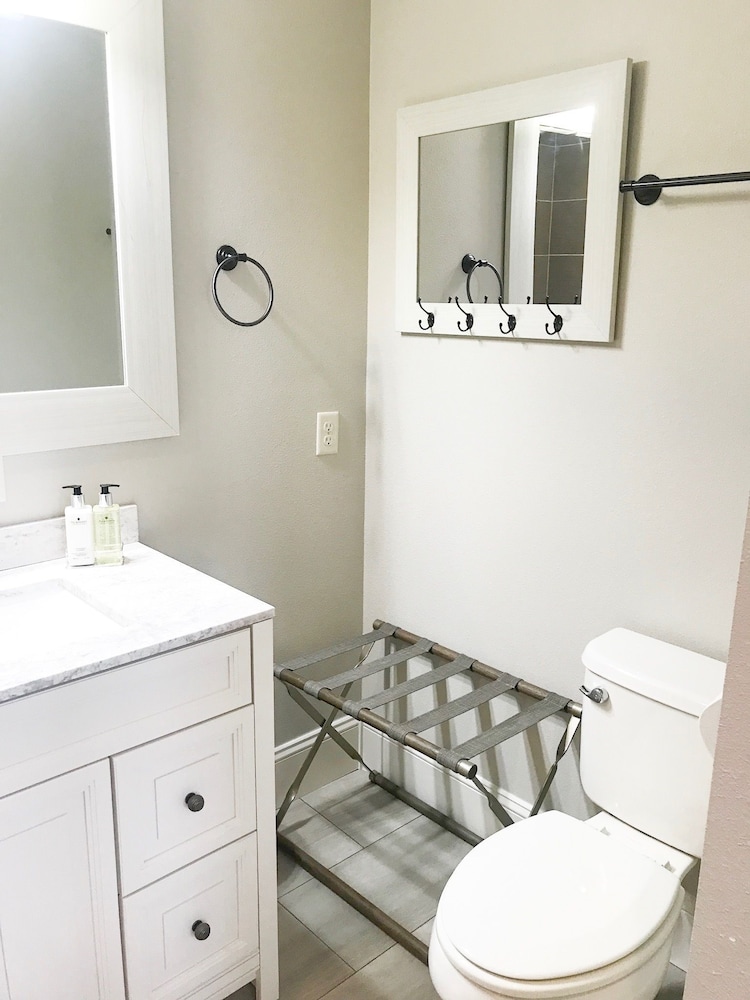 Inn On Central - photo 22