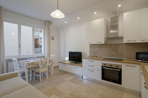 Crissylu Home Family Friendly — 4-Star Luxury Hotel in Vallecrosia, Italy