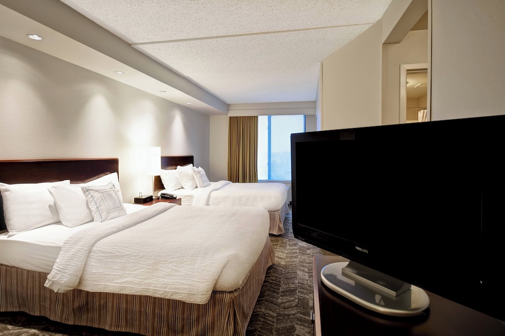 Springhill Suites by Marriott Louisville Airport - photo 15