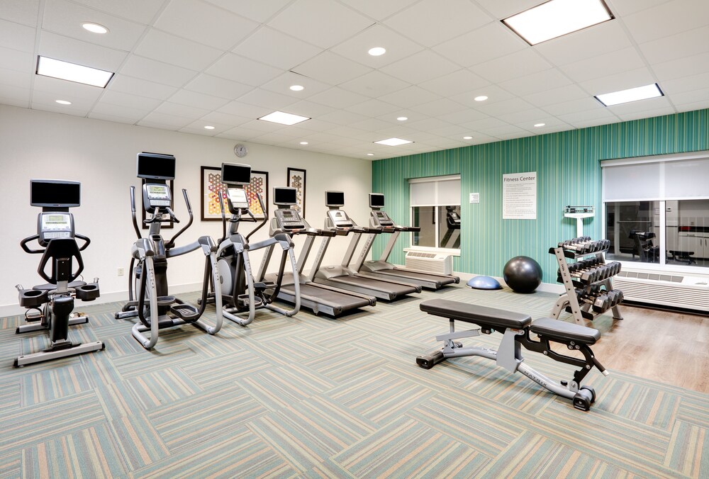 Holiday Inn Express & Suites Dublin by IHG - photo 12