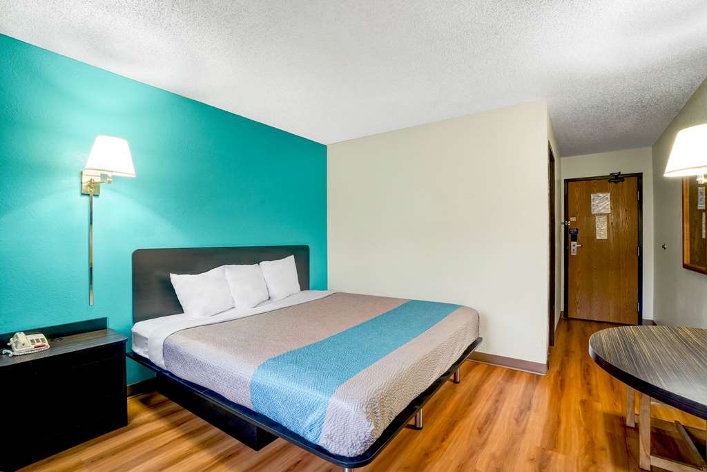 Motel 6 Montoursville PA Williamsport - photo 9