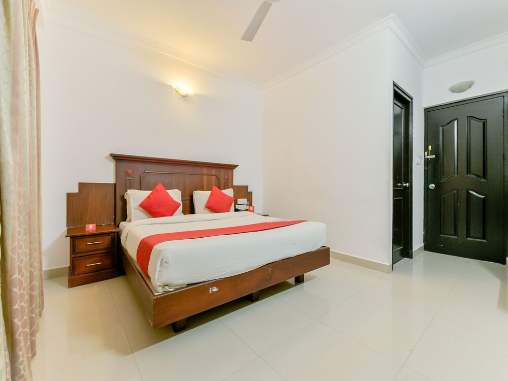 OYO 15460 Centre Point — Cochin — photo 3