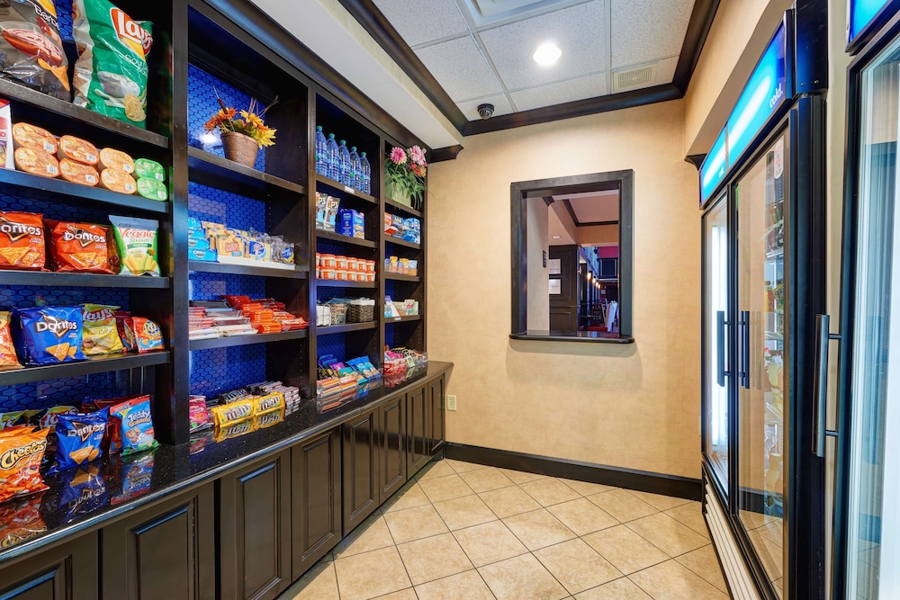 Hampton Inn & Suites Waco South - photo 37