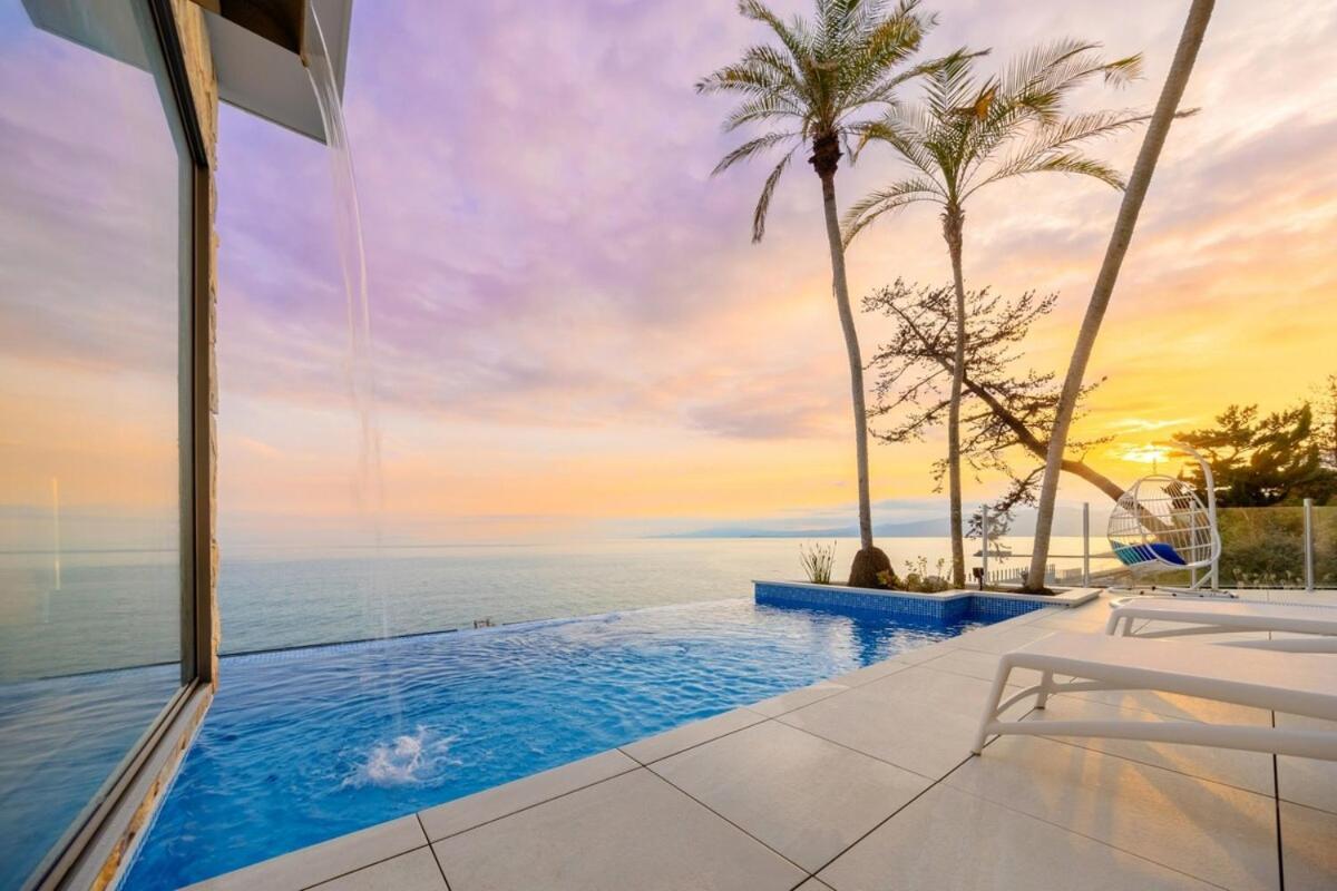 Ocean Villa Shonan — 4-Star Luxury Hotel in Ninomiya, Japan
