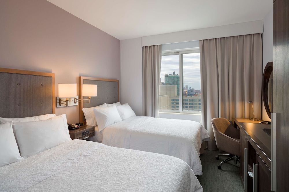 Hampton Inn Manhattan Times Square South - photo 20