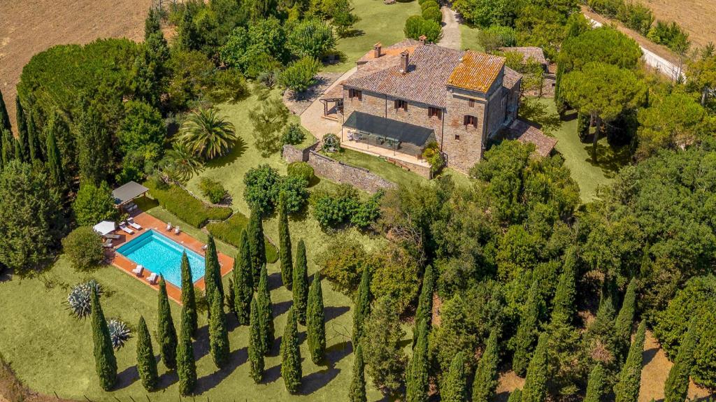 Villa la Pizzichina 10 Emma Villas — 4-Star Luxury Hotel in Todi, Italy
