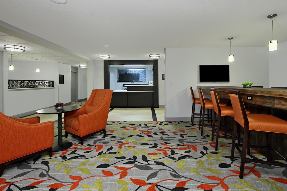 Candlewood Suites Rogers Bentonville - photo 3