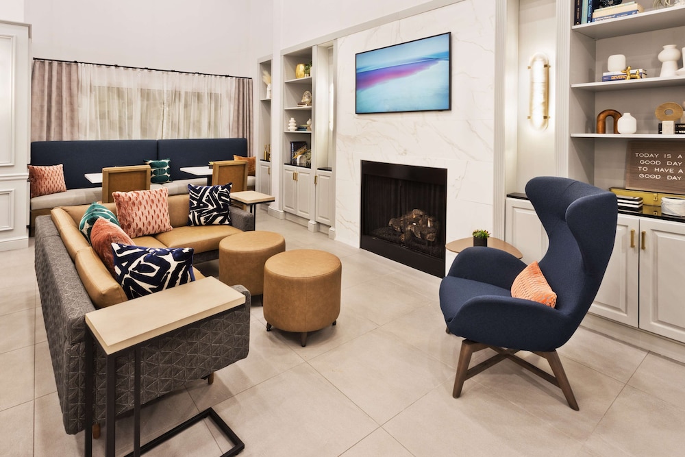 Hampton Inn & Suites Lanett West Point - photo 5