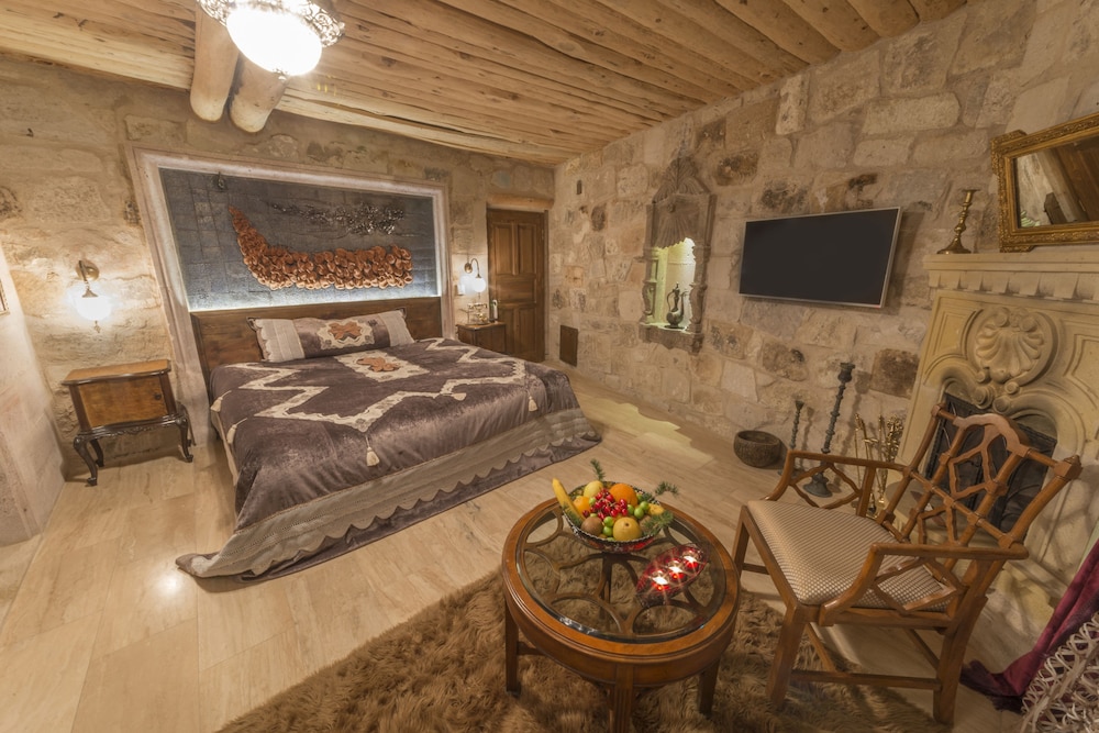 Elika Cave Suites & Spa — Uerguep — photo 5