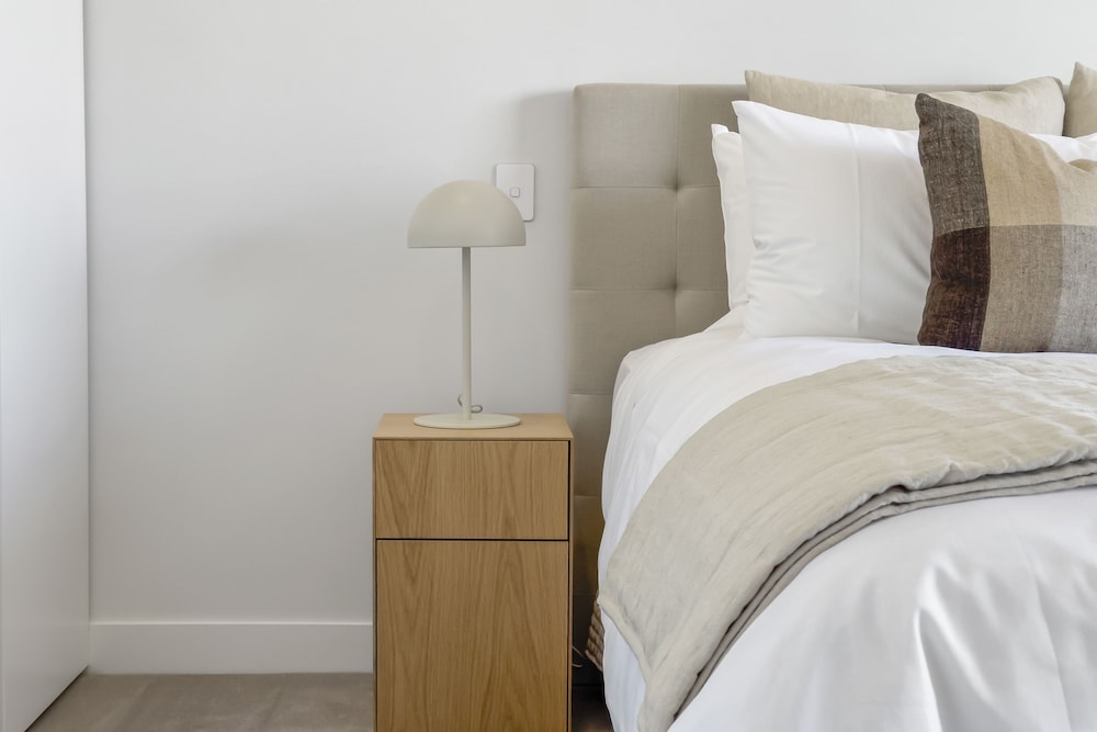 Light and relaxing living — 5-Star Luxury Hotel in Auckland, New Zealand