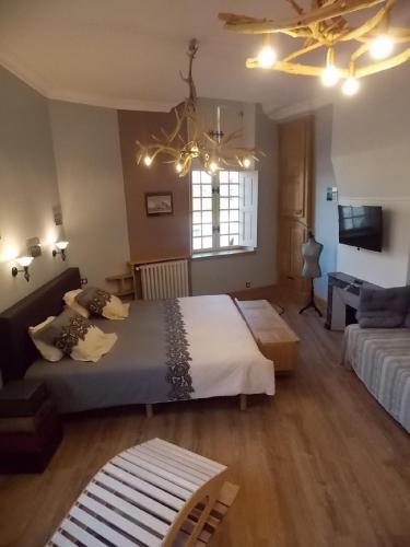 La Vue De Chateau — 5-Star Luxury Hotel in Commercy, France