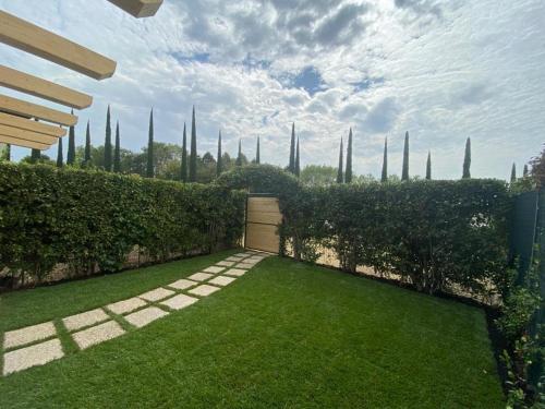 Marco Simone golf club apartment — 4-Star Luxury Hotel in Marco Simone, Italy