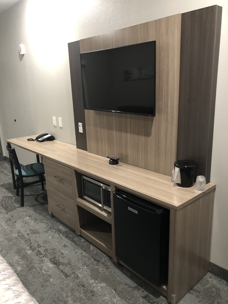Hotel Solara Hobby Airport - photo 7