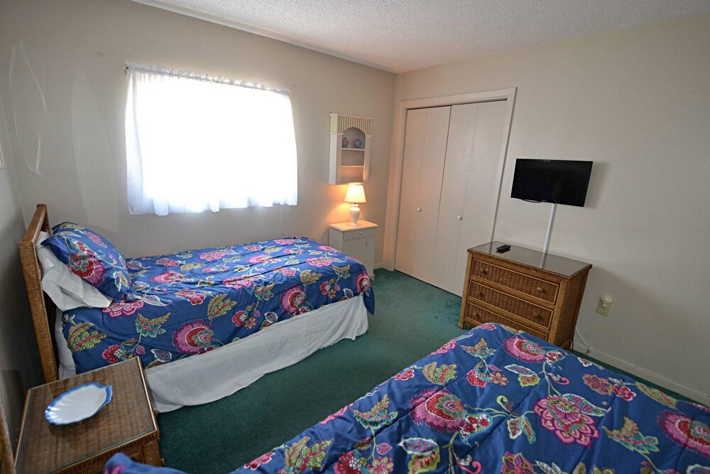 Gulf Tower by Bender Vacation Rentals - photo 10