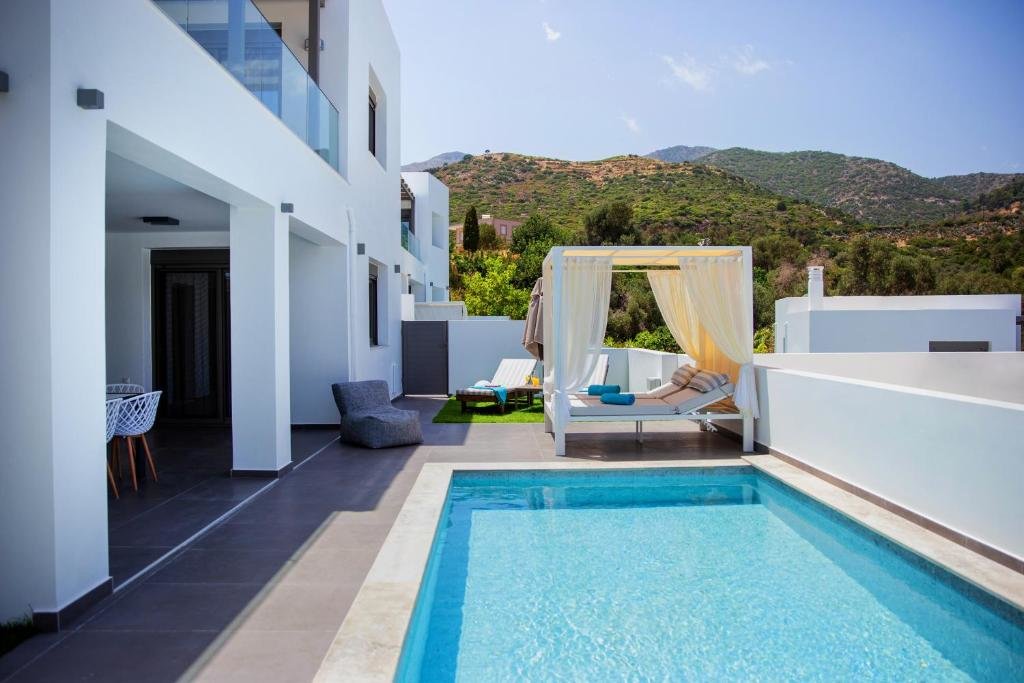 Adrianna Villa 2 — 4-Star Luxury Hotel in Bali, Greece