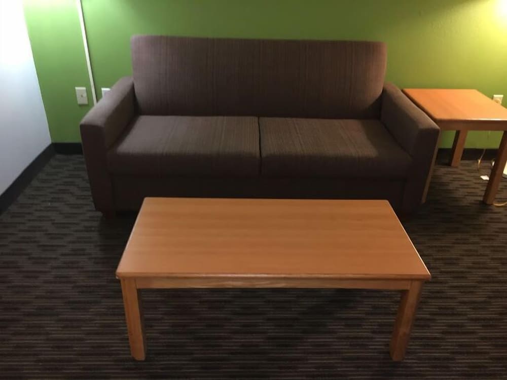 Quality Inn & Suites Airport - photo 28