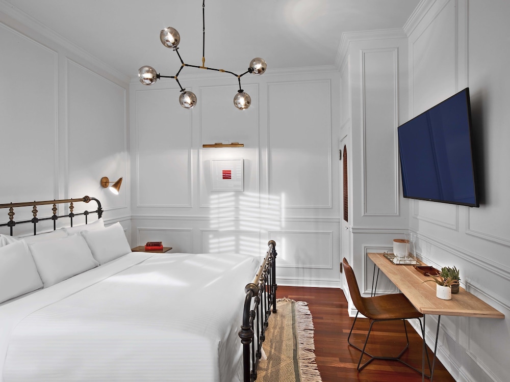 Luxe Life Hotel - featured photo