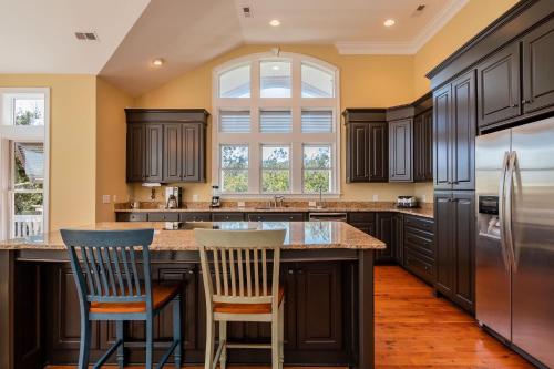 Alta Mira by Oak Island Accommodations - photo 32