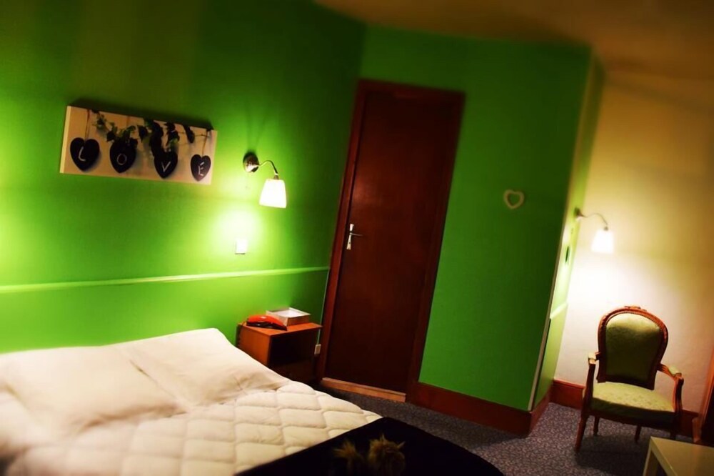 Logis Hotel Restaurant Au Bon Accueil — Bagneres-De-Luchon — photo 3