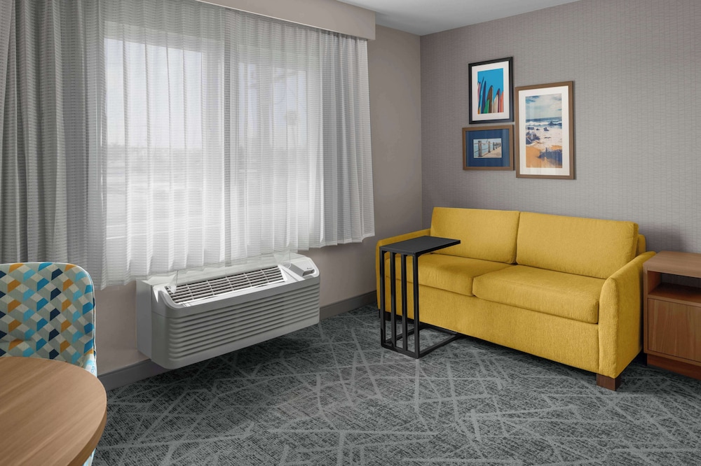 Hampton Inn by Hilton Costa Mesa Newport Beach - photo 10