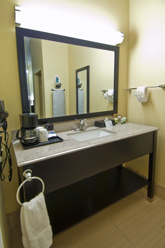 Executive Inn and Suites Tyler - photo 7
