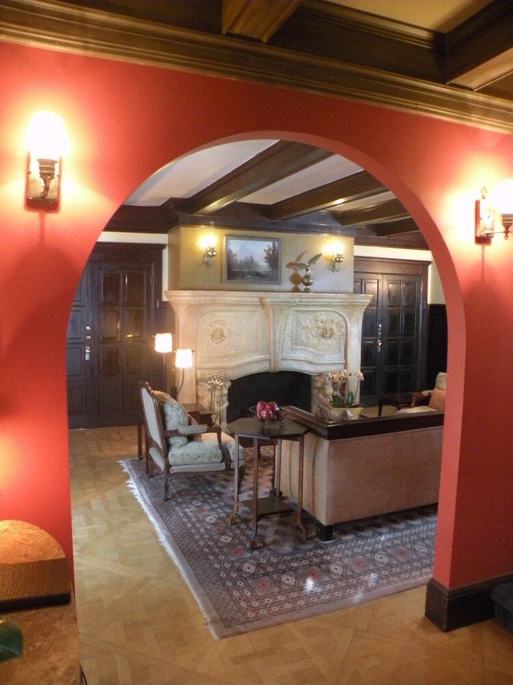 Jackson Court - photo 3