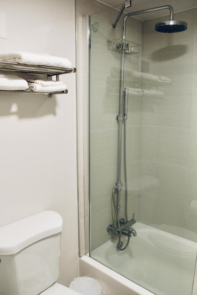 1 1 Condo hotel With Double bed and Community Pool Miles From Disney - photo 12
