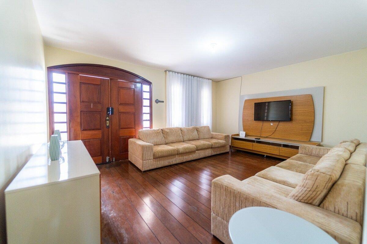 Casa Varanda Churrasqueira Até 9 Hóspedes JrCatito — 4-Star Luxury Hotel in Taguatinga, Brasil