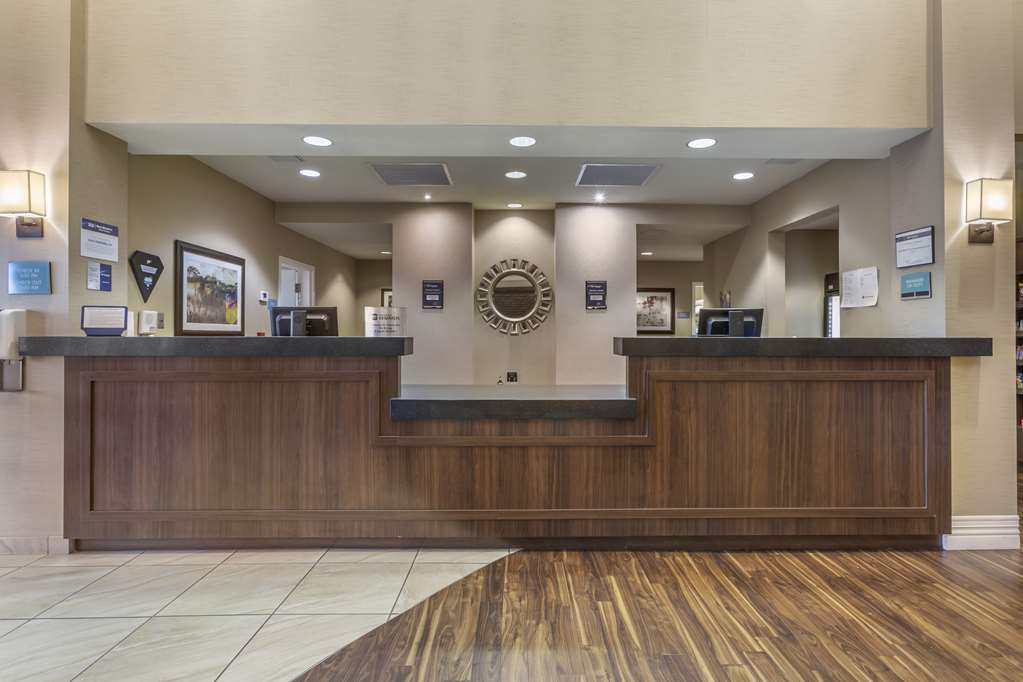 Best Western Plus Chandler Hotel & Suites - photo 12