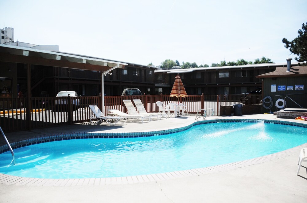 Pendleton Inn - photo 4