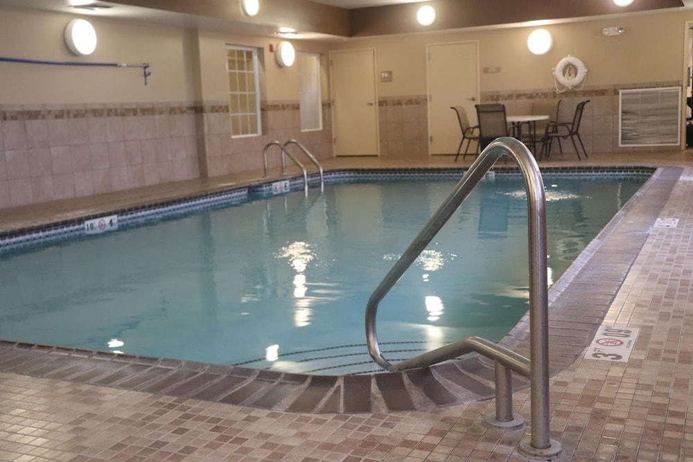 Candlewood Suites Cape Girardeau by IHG - photo 51