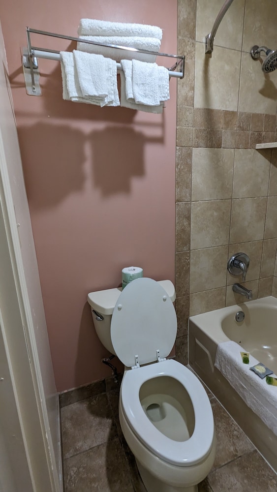 Portland Value Inn - photo 15