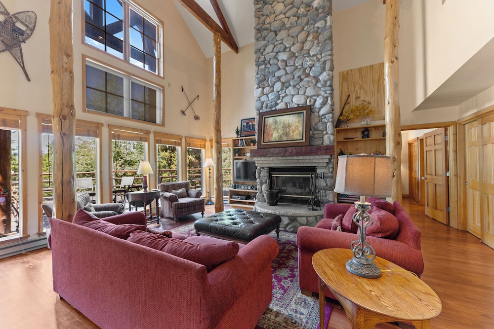 63 Forget Me Not Lane by Summit County Mountain Retreats — 4-Star Luxury Hotel in Keystone, United States