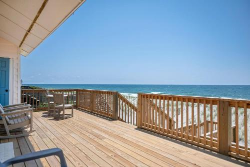 Victorias Seacret by Oak Island Accommodations - photo 35