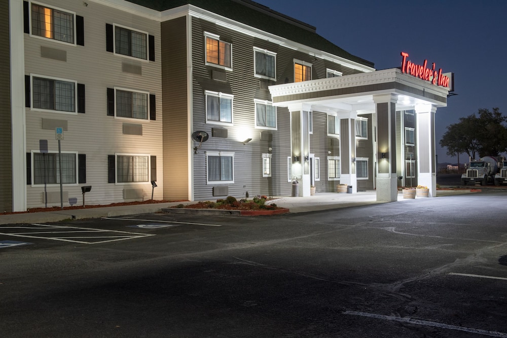 Quality Inn Carlin - photo 35