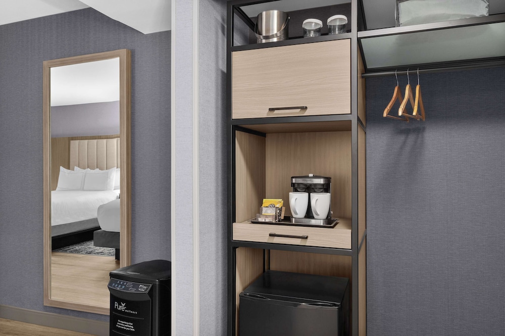 DoubleTree by Hilton Las Vegas Airport - photo 15