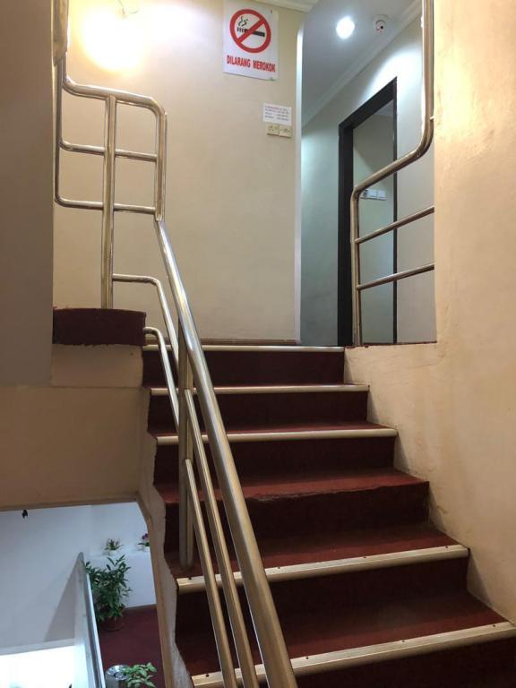 Hotel Perdana — Kuching — photo 5