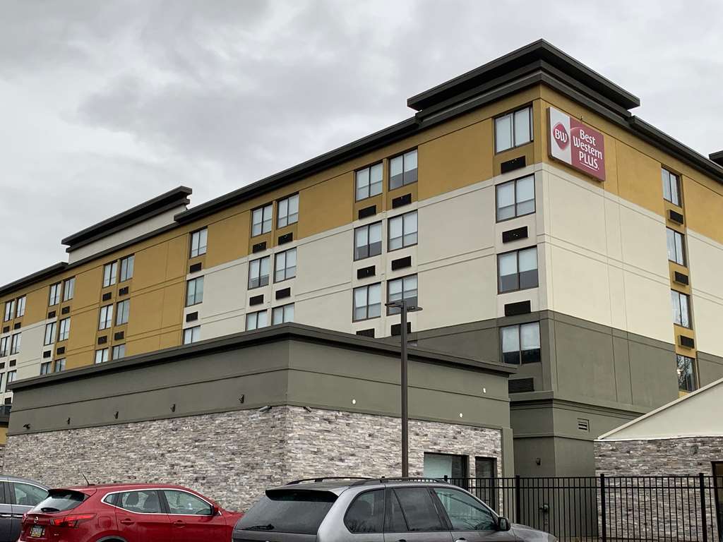 Best Western Plus Clarks Summit Scranton - photo 2
