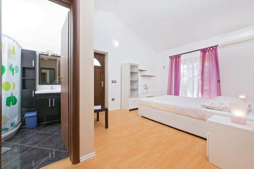House Dolly — 4-Star Luxury Hotel in Porec, Croatia