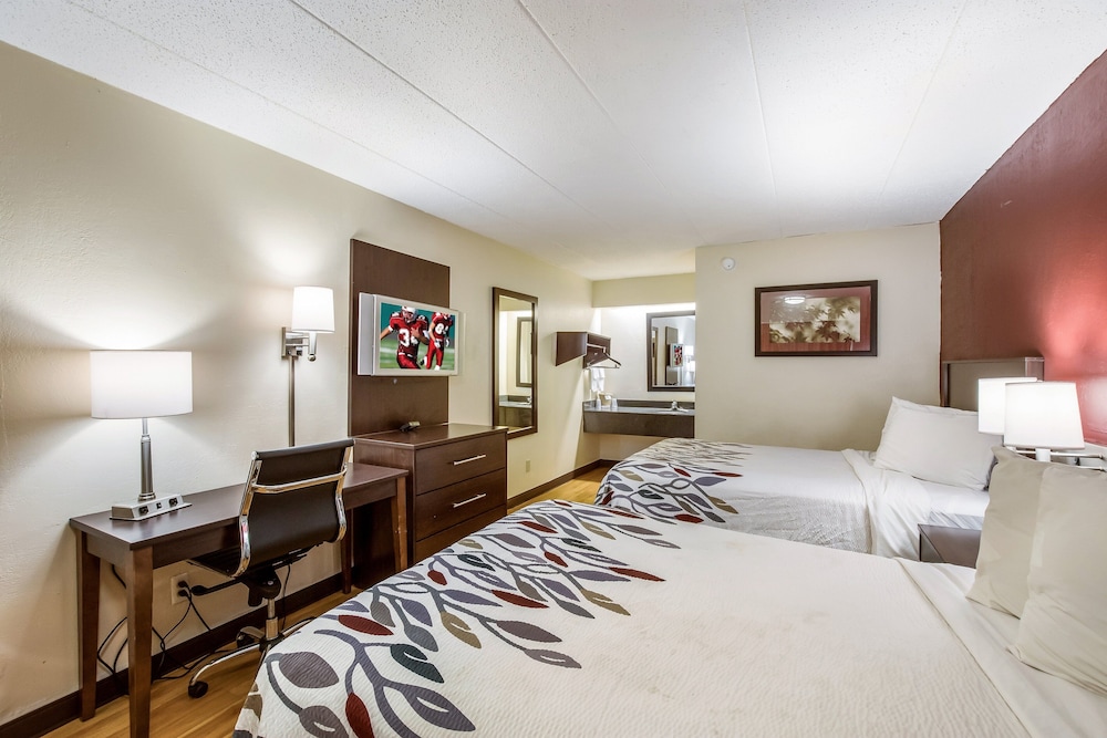 Red Roof Inn Saginaw Frankenmuth - photo 12