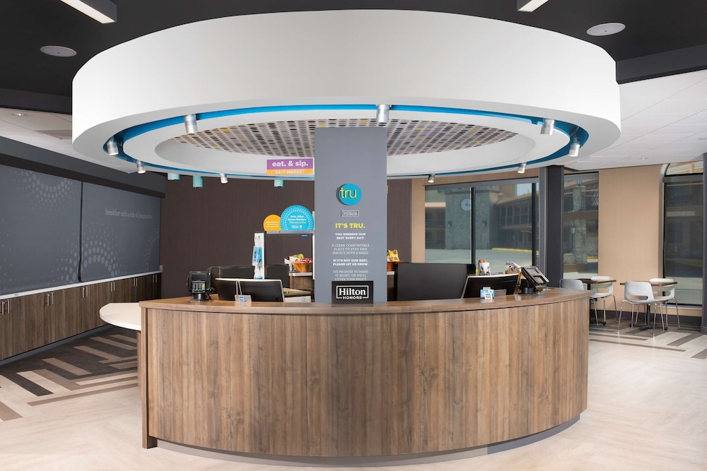 Tru By Hilton San Antonio Downtown Riverwalk - photo 3