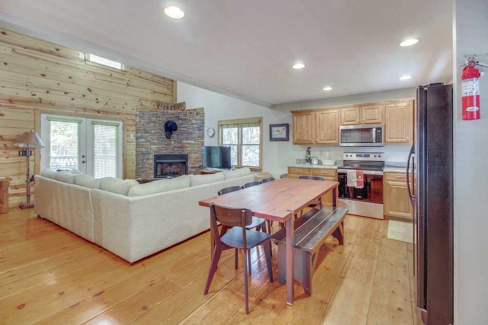 Coosawattee River Resort Home Mins from Blue Ridge - photo 8