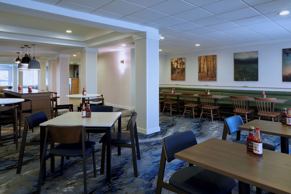 Fairfield Inn and Suites by Marriott San Bernardino - photo 22