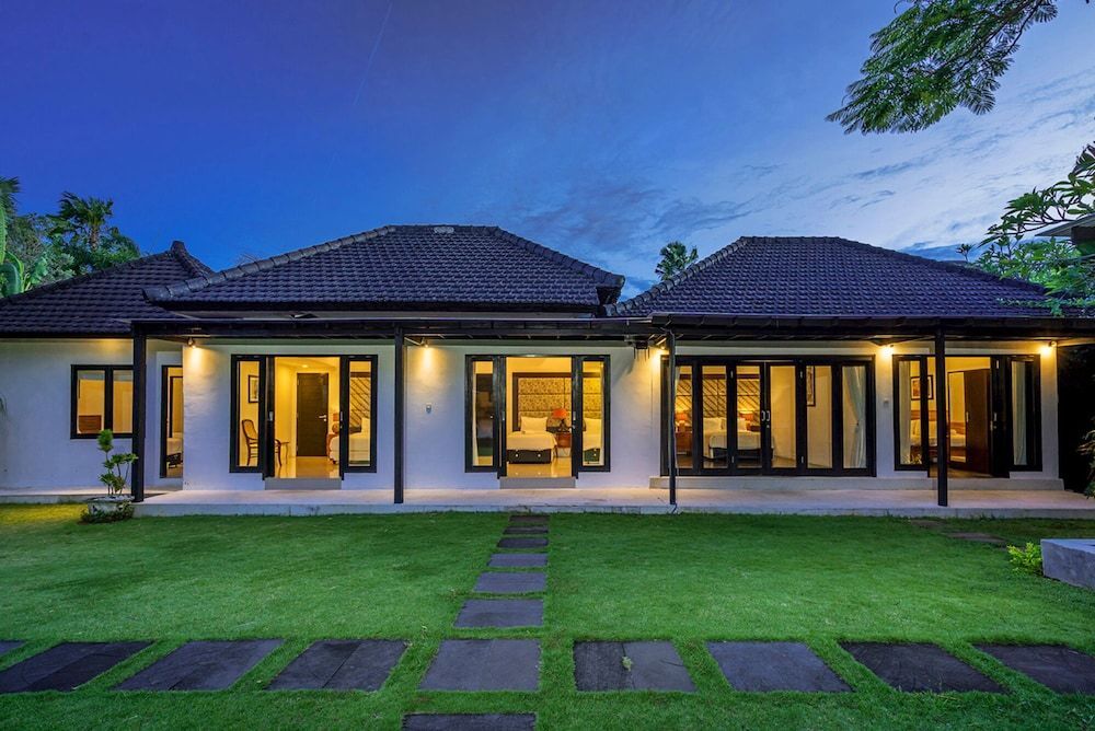 Aryana Estate by Villas Direct Bali — 4-Star Luxury Hotel in Seminyak, Indonesia