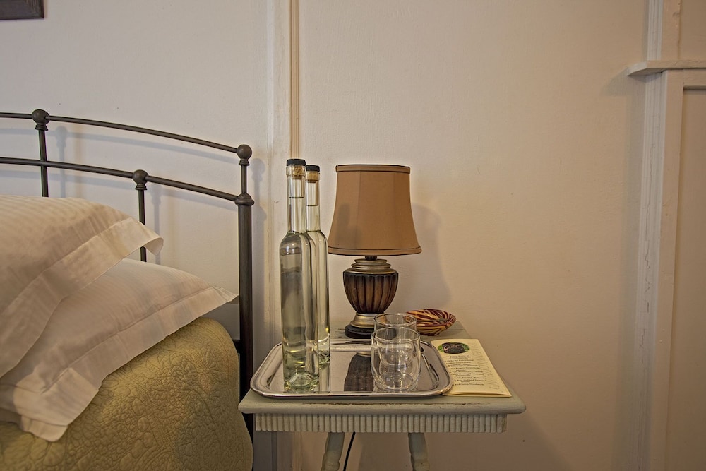 The Woodbine Inn - photo 15