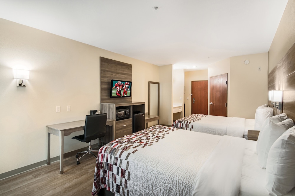 Red Roof Inn Panama City - photo 16