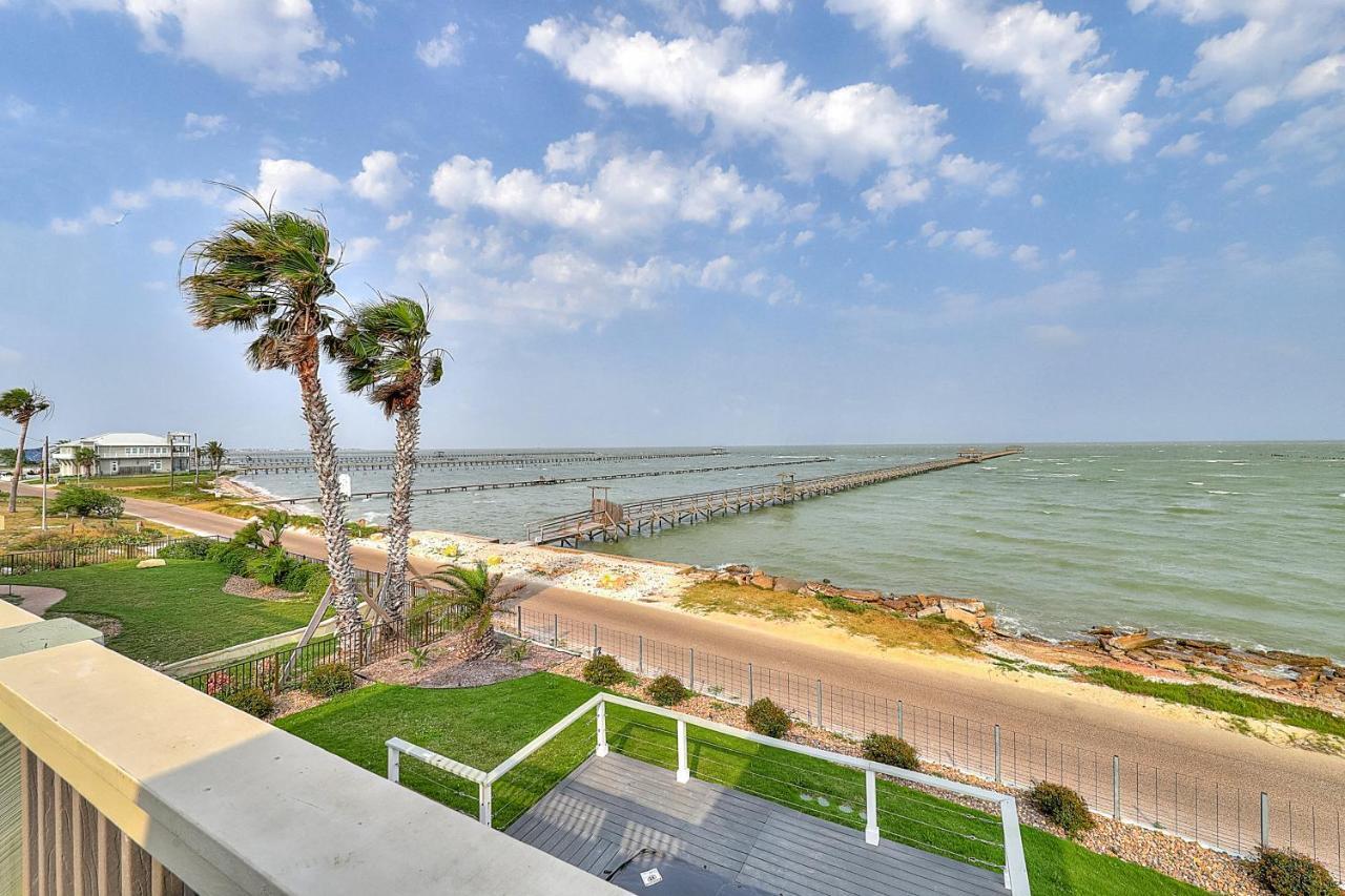 The Flamingo Place — 4-Star Luxury Hotel in Rockport, United States