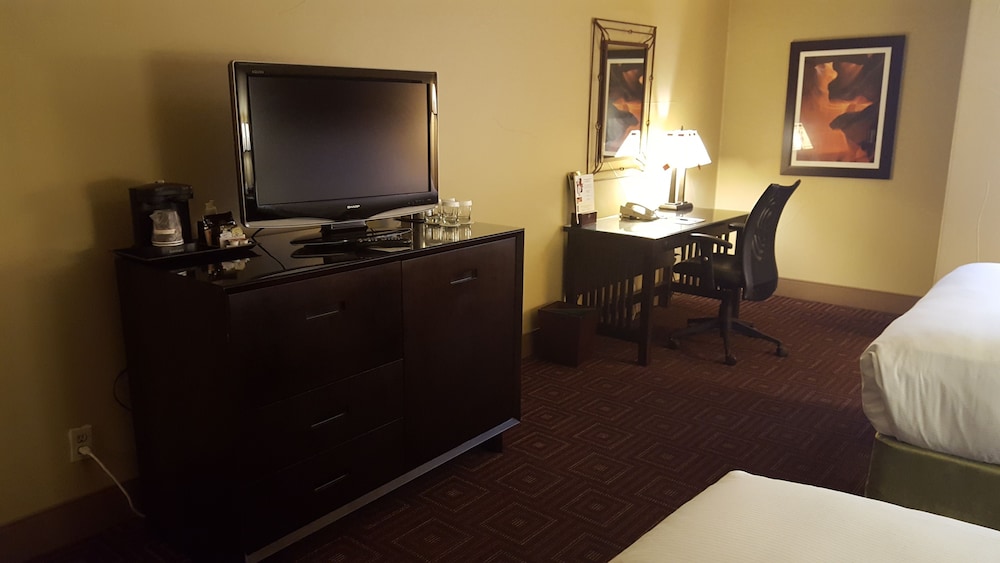 DoubleTree by Hilton Phoenix Tempe - photo 15