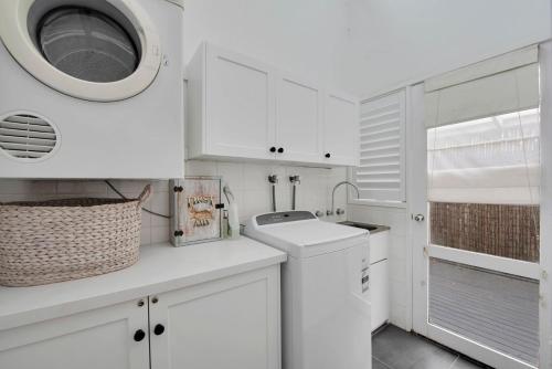 Peninsula Retreat — Rye