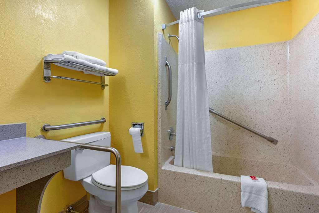 Econo Lodge Nashville near Percy Priest Lake - photo 19